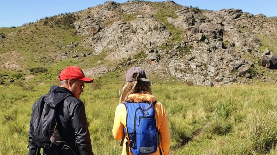 Portada de la nota en CARAS: Experiencia Mindfulness y Trekking en La Cumbrecita, más que un destino