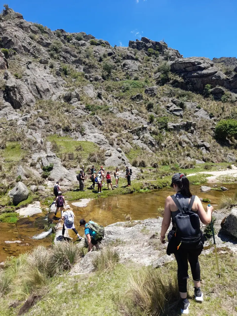 Cruzando el río